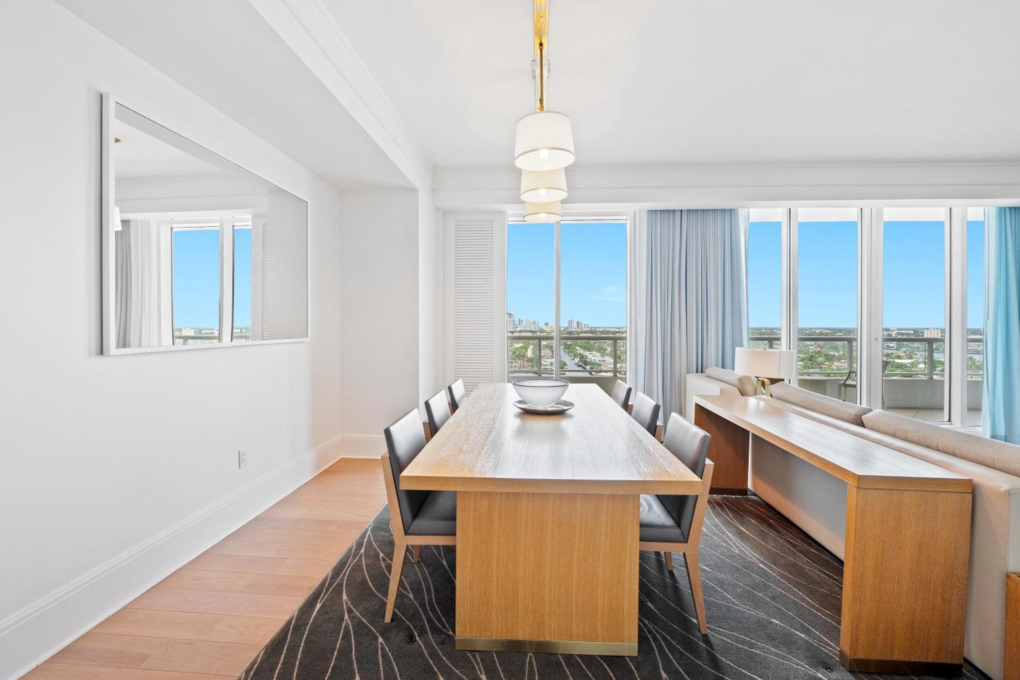 Ritz-carlton Luxury 2 Bedroom - Access Appartement *